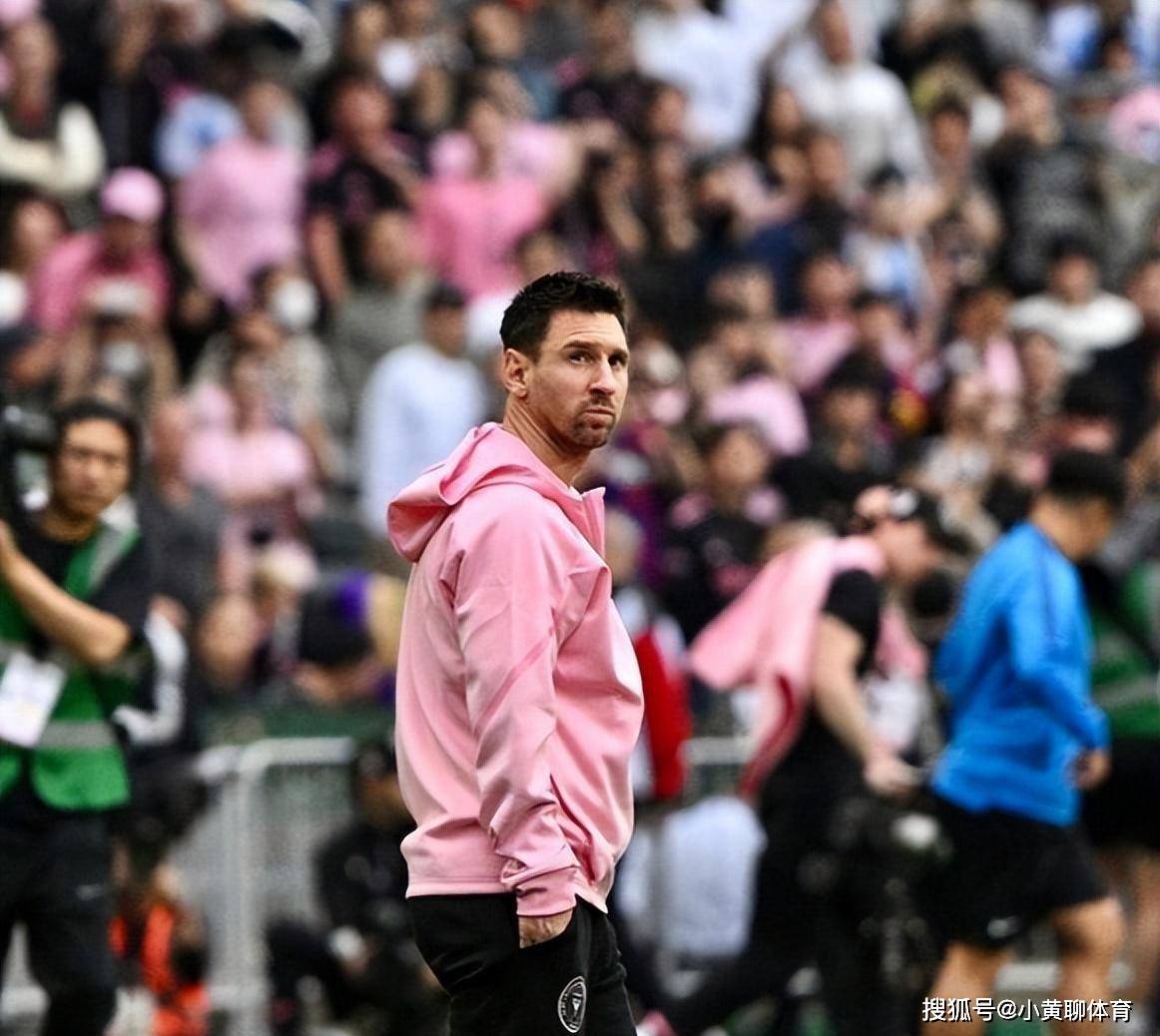 随机包含梅西迎来十二赛季高光表现,美国队球迷沸腾!的词条